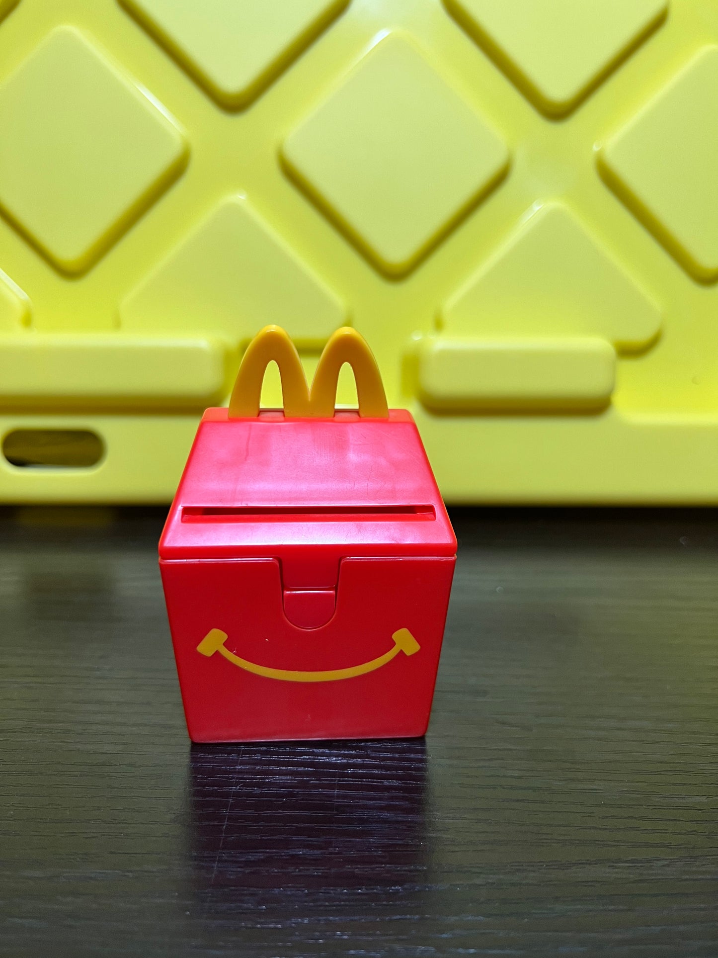 1999 McDonald's Food Foolers Happy Meal Toy #1 - Happy Meal Box Computer