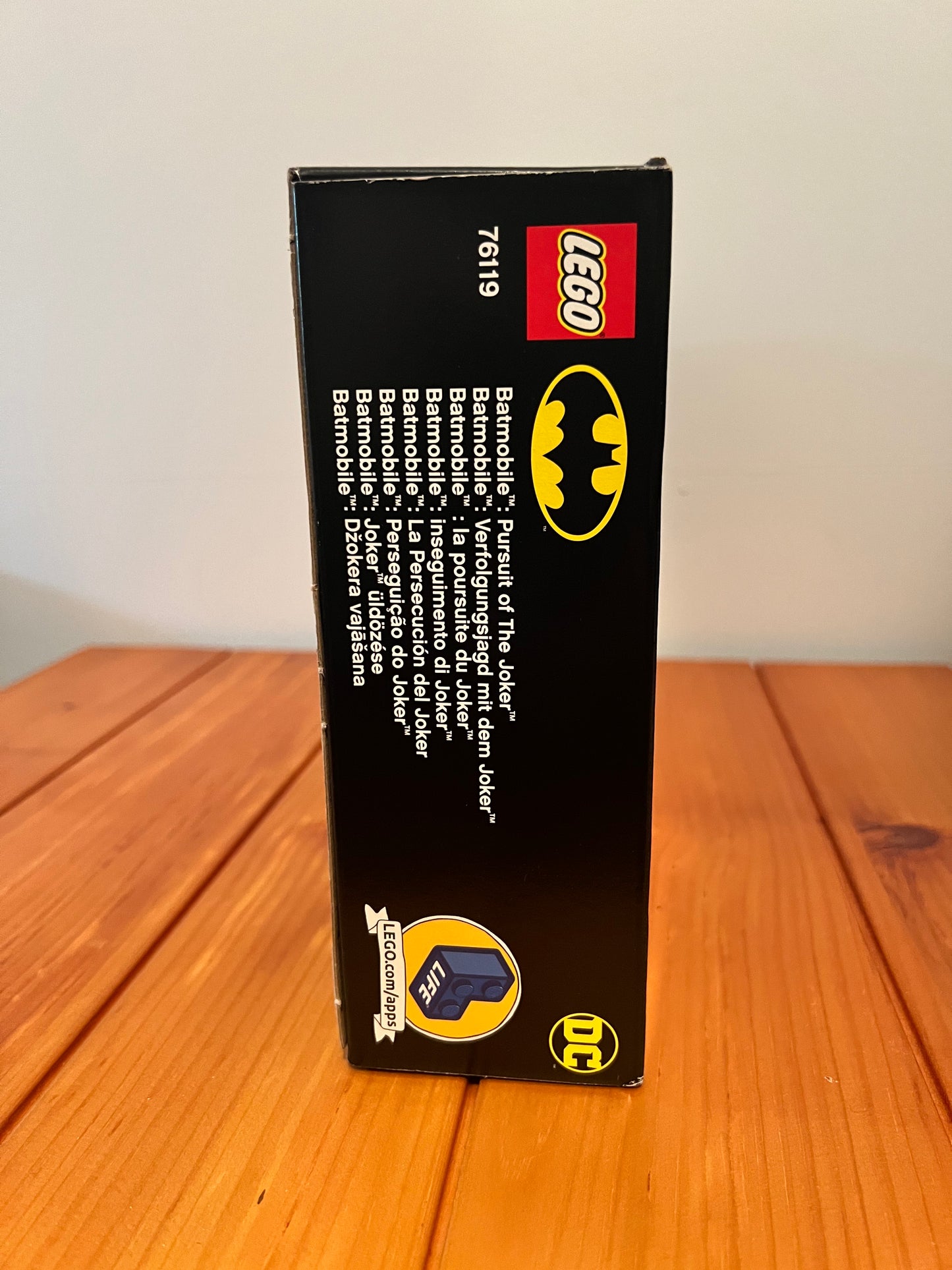 LEGO Super Heroes DC  - Batmobile™: Pursuit of The Joker™ - 76119