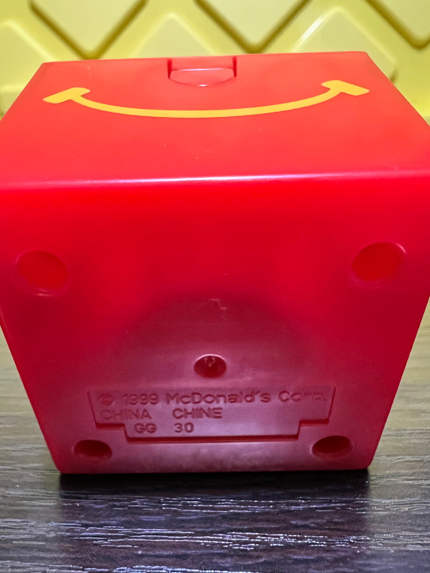 1999 McDonald's Food Foolers Happy Meal Toy #1 - Happy Meal Box Computer