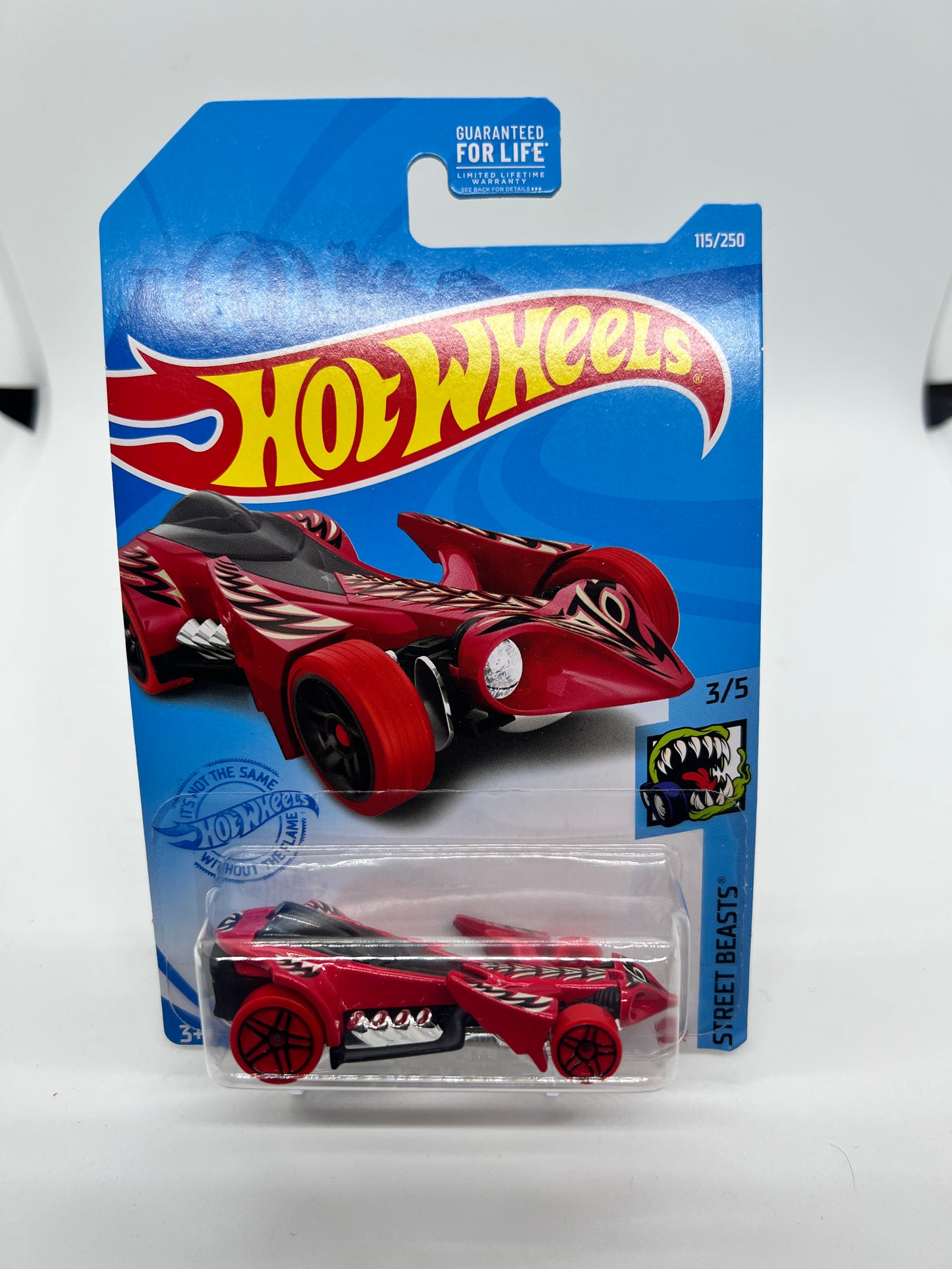 2020 Hot Wheels Street Beasts 3/5 Preying Menace #115 Red
